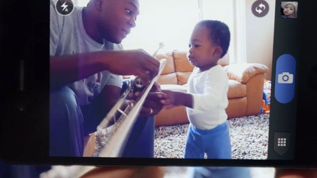 Facebook launches Camera app 