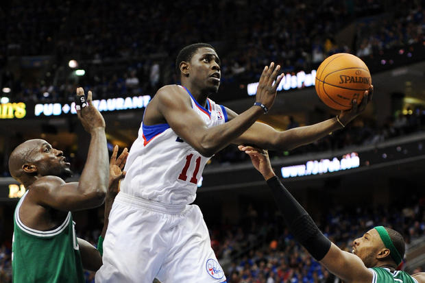 Mickael Pietrus goes up for a shot 