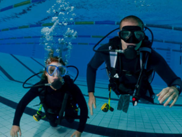 Scuba Diving Chicago (What you NEED to know!) 