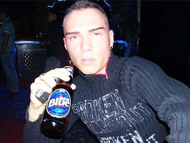 Luka Rocco Magnotta, suspect in dismember slay, left notes in body parts packages, say police 