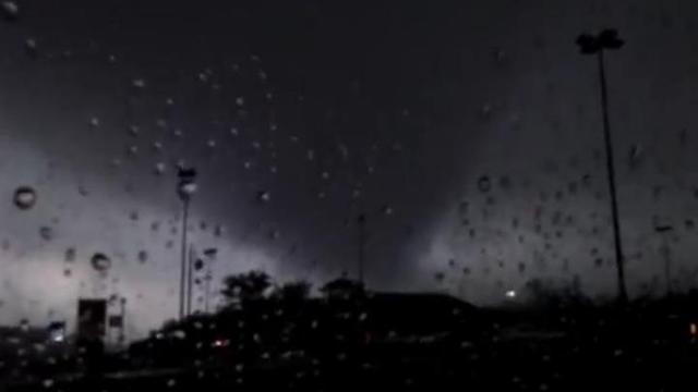 tornado11.jpg 