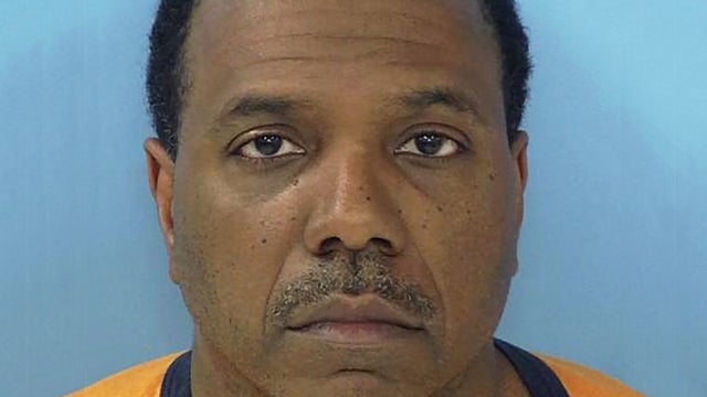 megachurch pastor Creflo Dollar 