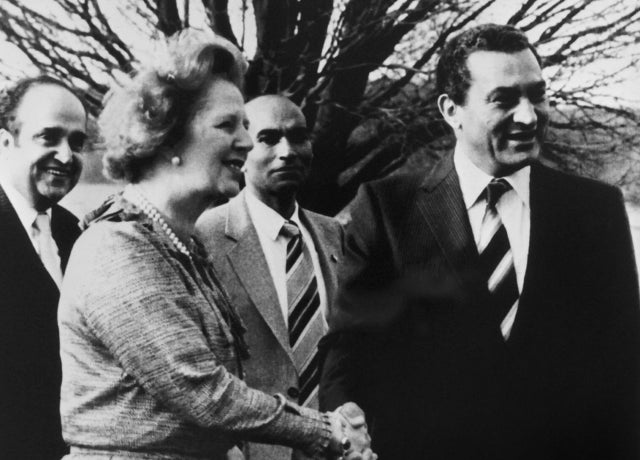 Mubarak_thatcher_t105763958.jpg 