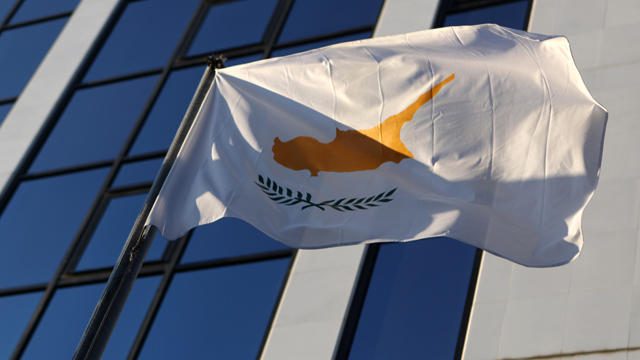 Cyprus-Flag.jpg 