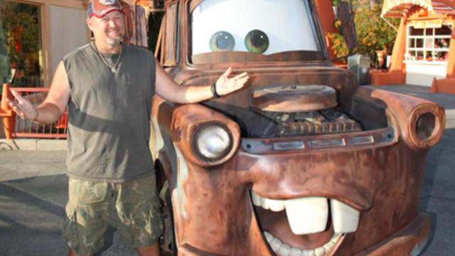 cars-land-and-larry-the-cable-guy-145570314.jpg 