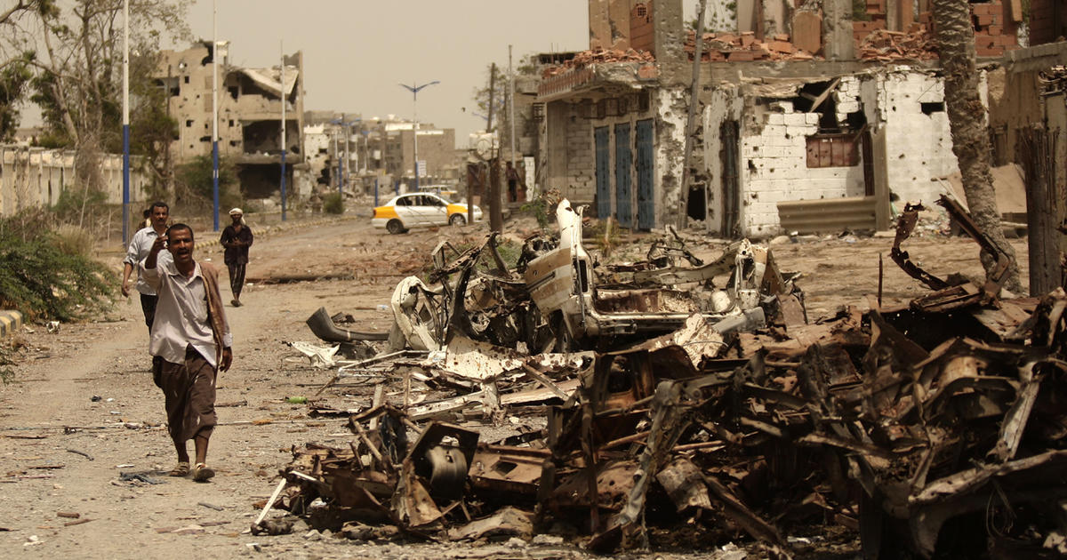 Yemen: Al Qaeda land mines planted by fleeing militants kill 73 ...