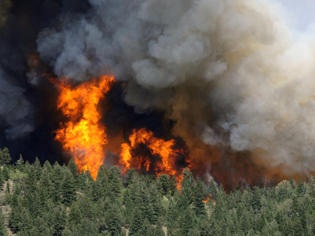 A wildfire burns near Colorado Springs 