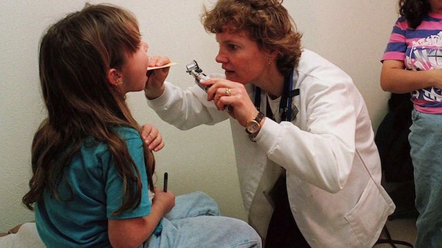 Arguments that caused SCOTUS to take up health care law 