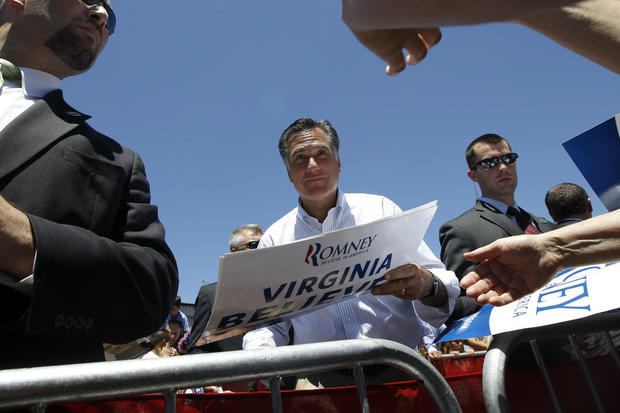 Mitt Romney campaigns 