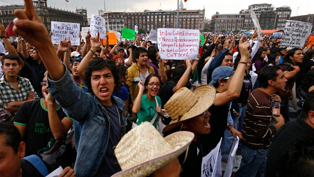 120707-Mexico-protest-elections-AP120707156424.jpg 