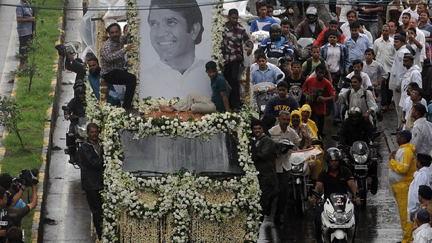 Rajesh Khanna's Bollywood funeral 