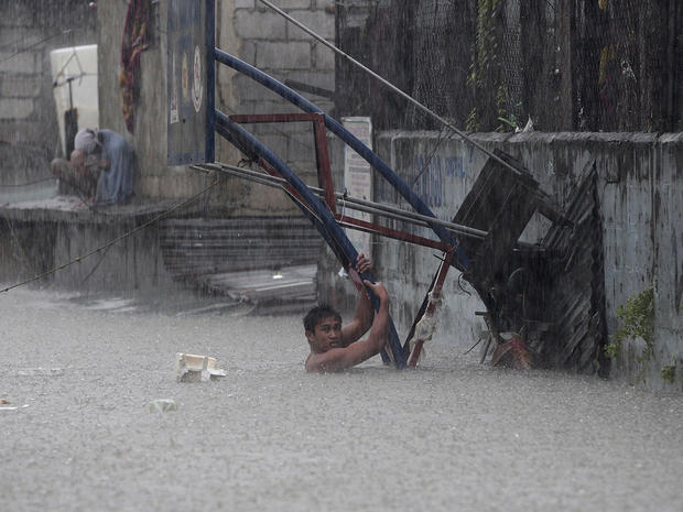Quezon City, north of Manila, innundated by flood water 
