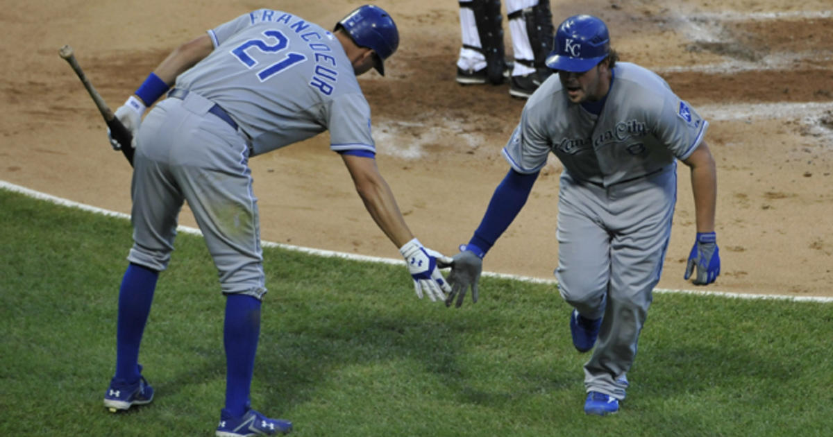 White Sox place Paul Konerko and Jesse Crain on DL