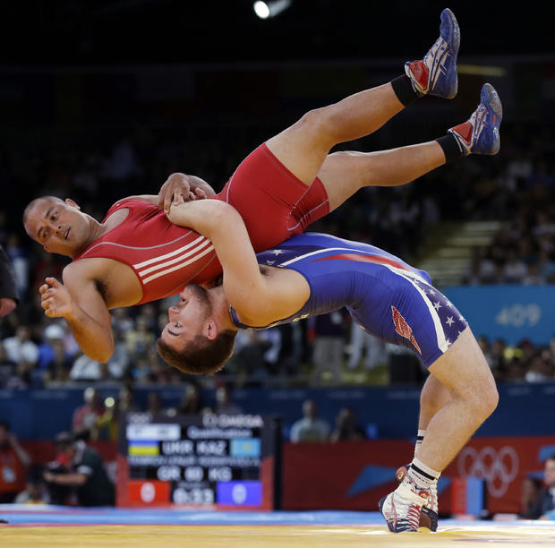 Keitani Graham of Micronesia competes against Charles Edward Betts of the United States 