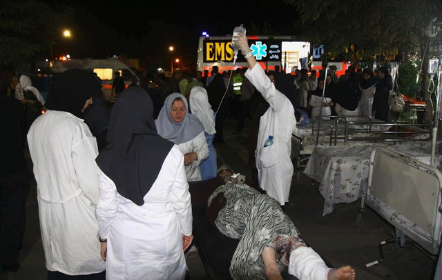 002-IranEarthquake.jpg 