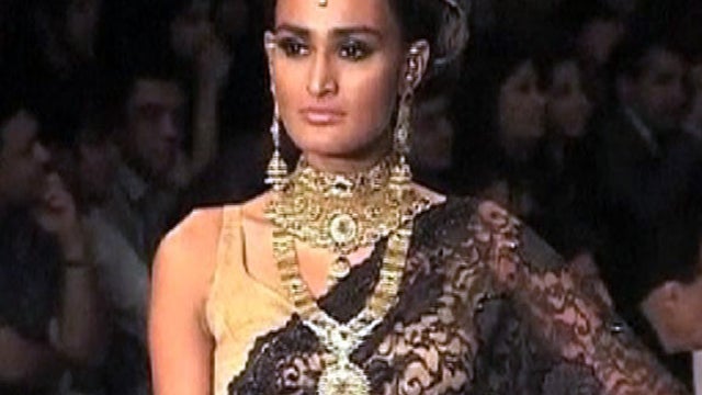 Bollywood stars showcase jewelry 