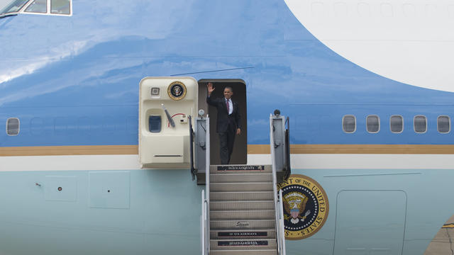 Obama intervenes to change platform language on Israel 