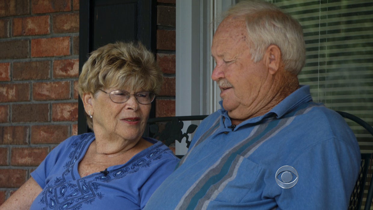 After taking to the streets, S.C. man finds kidney for wife - CBS News