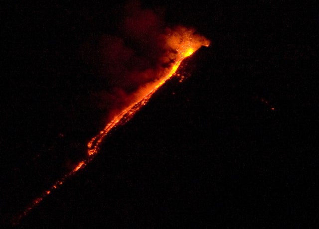 Fuego_151971994.jpg 