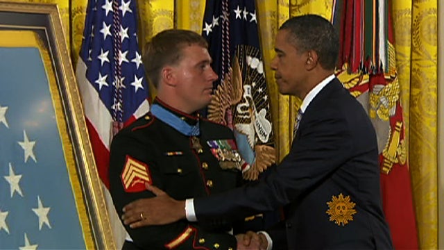 sm_0923_MEDALHONOR.jpg 