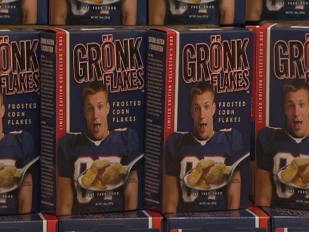 Gronk-Flakes-2 