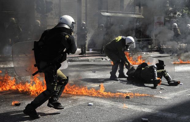 08-GreeceProtestCrisis.jpg 