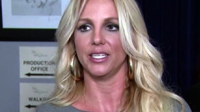 Stars honor Whitney Houston at gala 