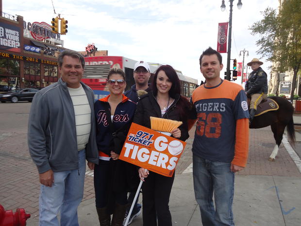 tigers-fans-game-4-alcs-23.jpg 