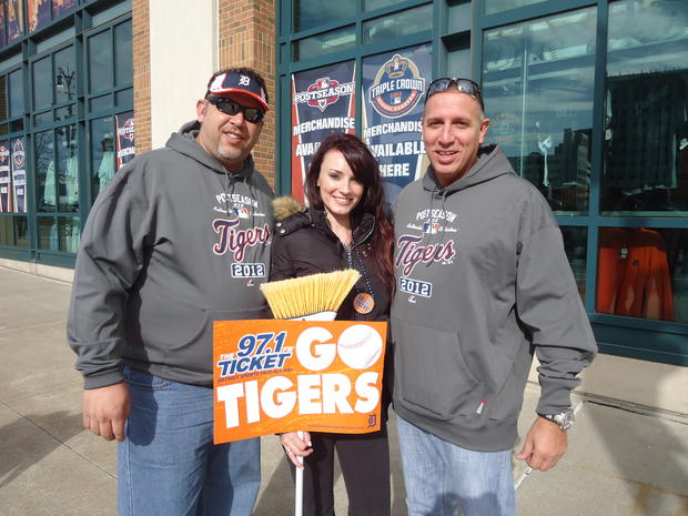 tigers-fans-game-4-alcs-26.jpg 