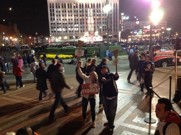 tigers-fans-game-4-alcs-7.jpg 