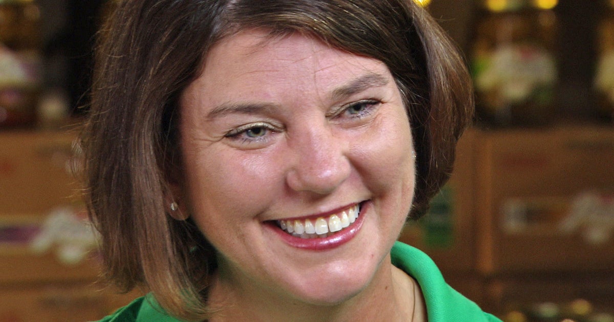 Innovative business brings hope to N.C. town - CBS News