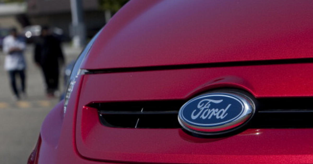 Ford Recalls 313k Older Cars To Fix Headlight Problem Cbs Detroit 