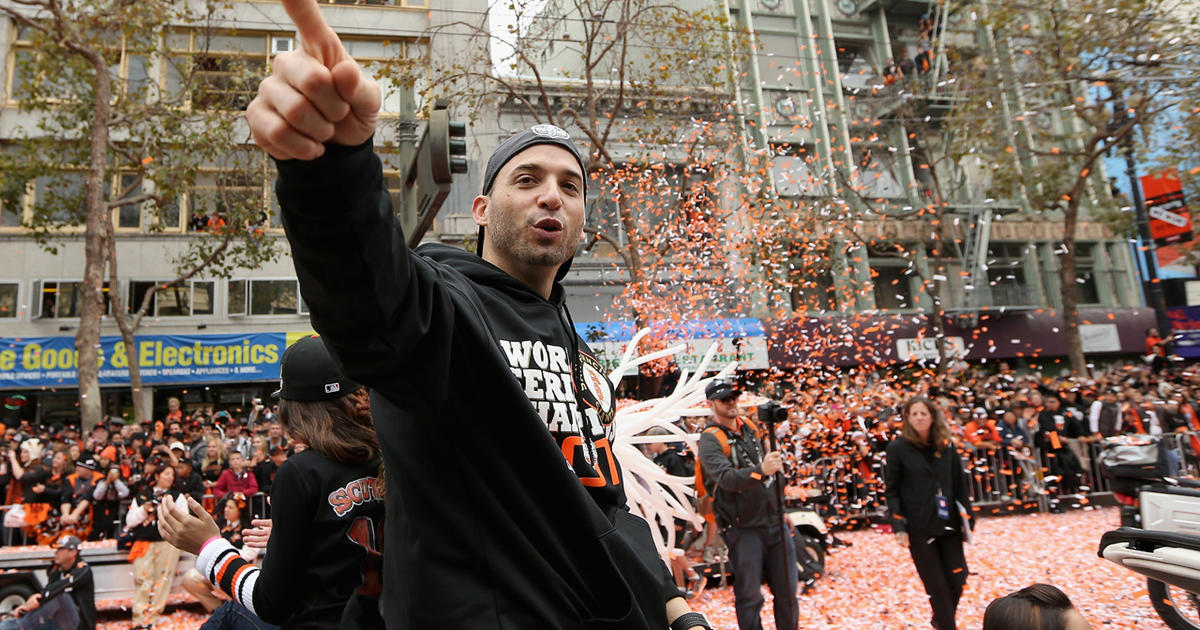 SAN FRANCISCO SF GIANTS #28 BUSTER POSEY 2012 WS CHAMPIONS ROAD