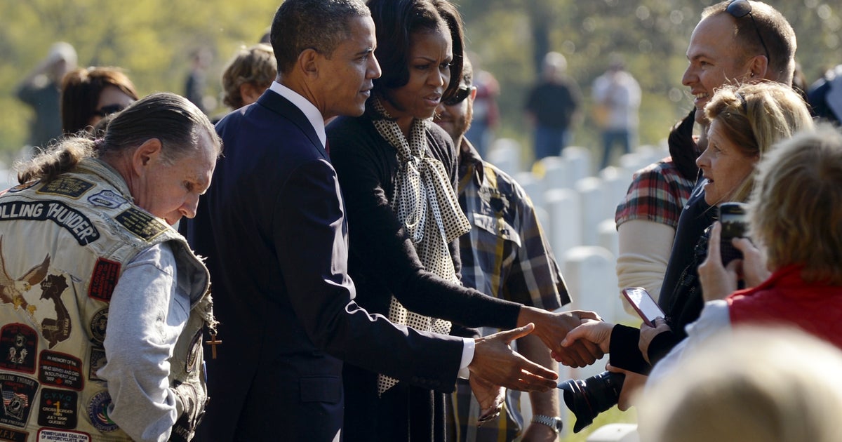 Obama honors veterans, promises benefits - CBS News