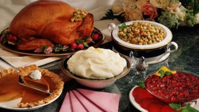 thanksgiving-dinner.jpg 