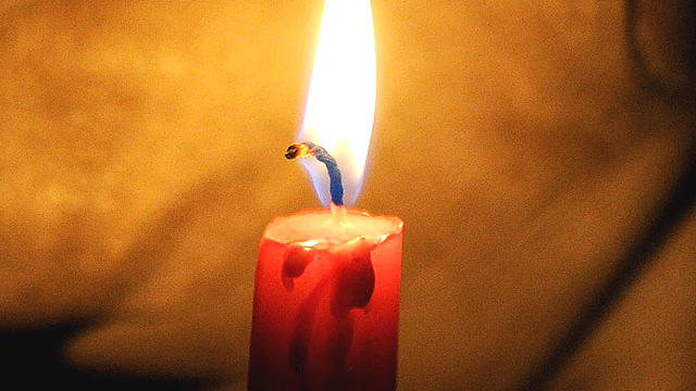 candle.jpg 