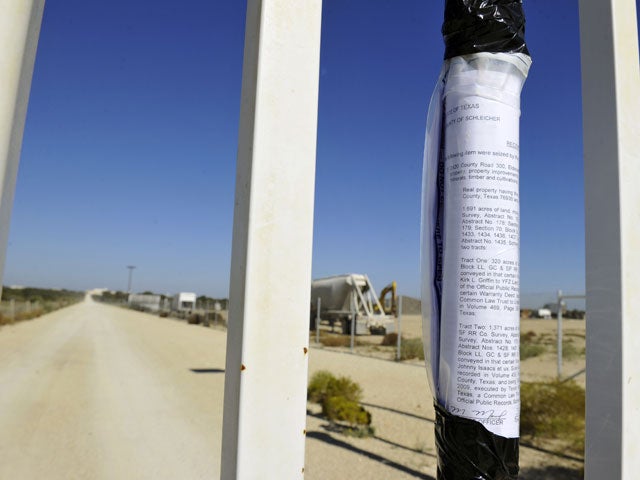 Texas moves to seize Warren Jeffs' polygamist ranch compound - CBS News