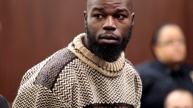 Naeem Davis stands in front of Judge Lynn Kotler during his arraignment on murder charges Dec. 5, 2012, in New York. 