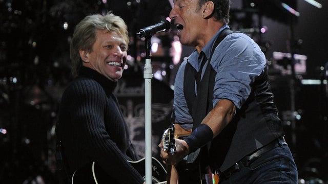 Eye Opener: Stars shine at 12-12-12 concert 