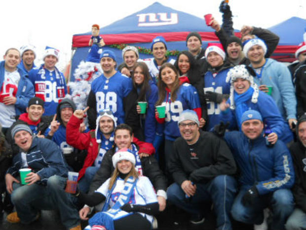 cold_weather_giants_featured_two_tailgating_for_article.jpg 