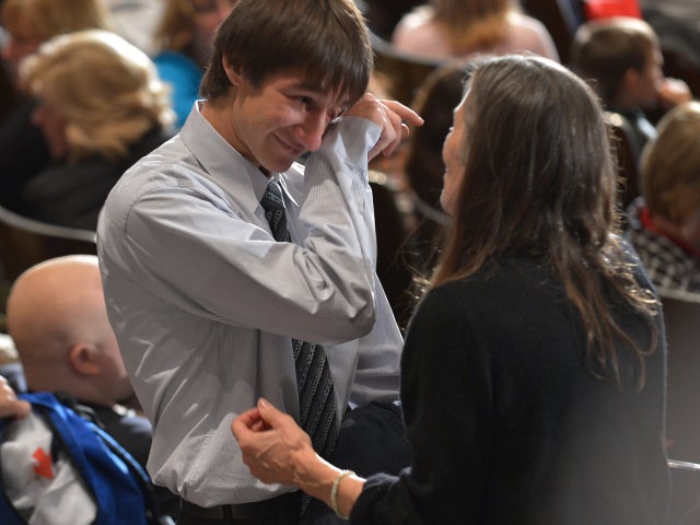 newtown, connecticut, shooting, memorial, vigil 