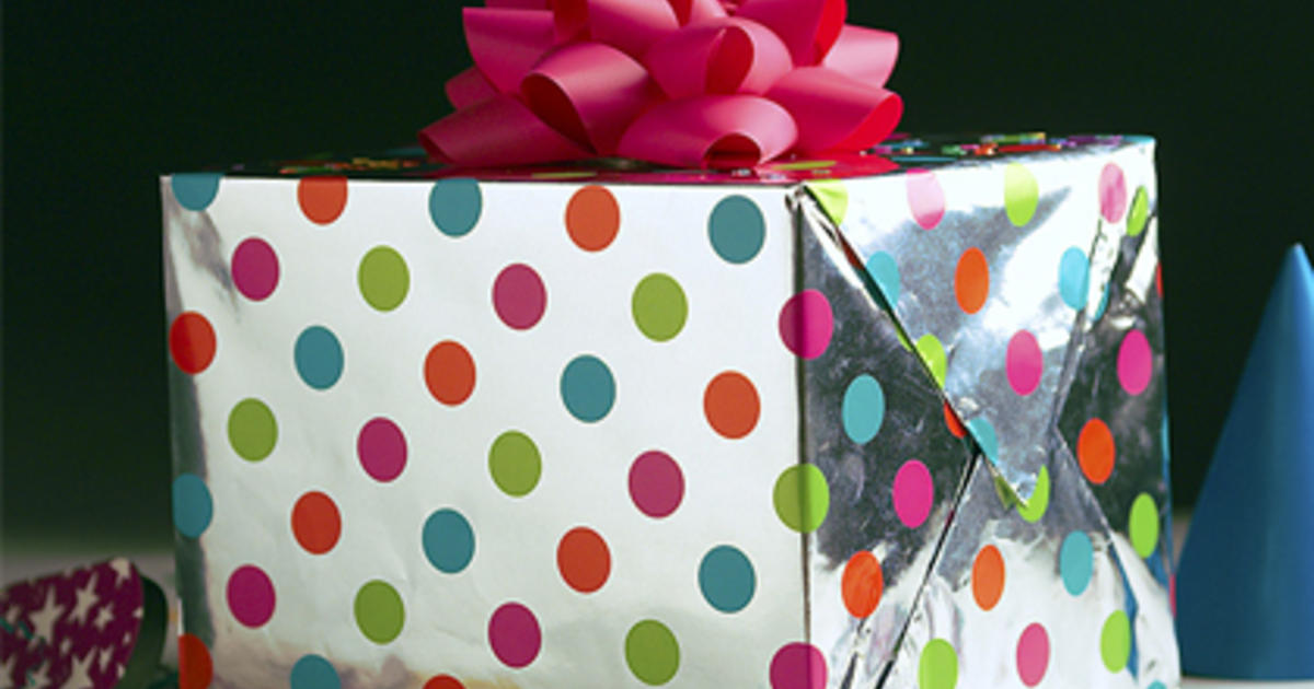 Gifting Etiquette: 5 Tips to Receive a Gift the Right Way -  ParentPresents.com