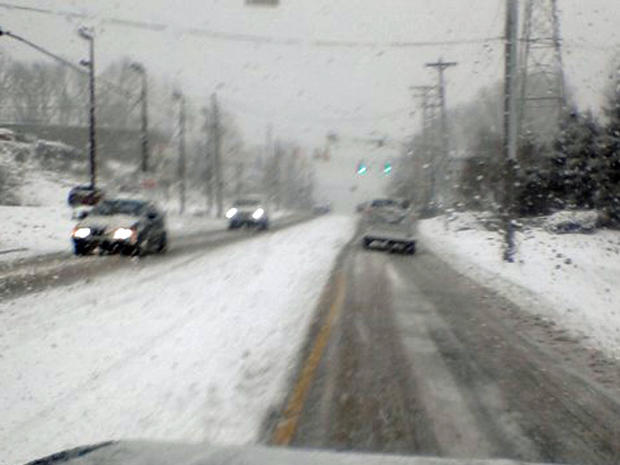 snow_driving.jpg 