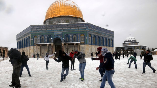 Winter storm batters Mideast