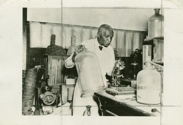 scientist-george-washington-carver-in-his-laboratory-at-tuskegee-institute-alabama.jpg 