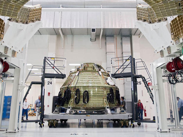 Orion crew module construction 