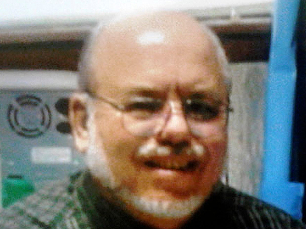 Town mourns for slain bus driver amid Ala. standoff - CBS News