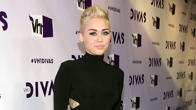 640_miley_cyrus_121612_158447129_pix.jpg 