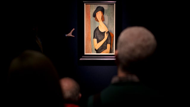 AP_ArtAuction.jpg 