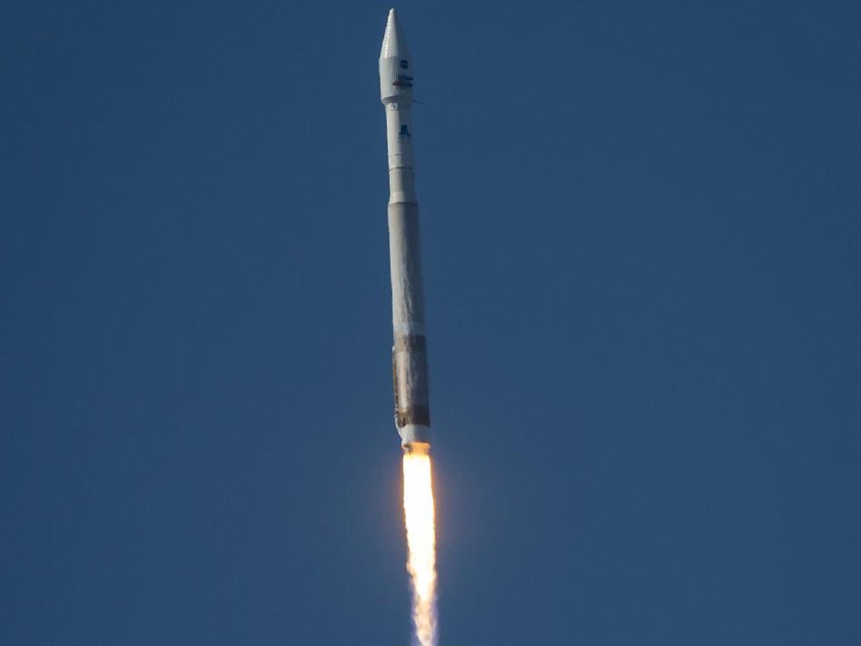 NASA launches $855 million Landsat mission - CBS News
